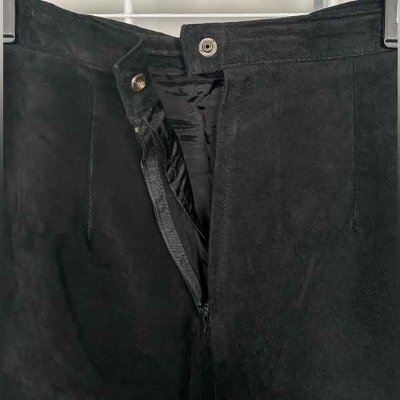 Ada Vintage  Midi Leather Skirt - Picture 4 of 8